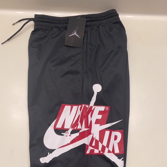 Nike Jordan Joggers - Picture 3 of 11